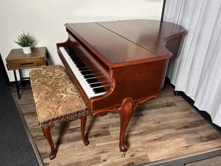 Cable Queen Anne Baby Grand - Image 7